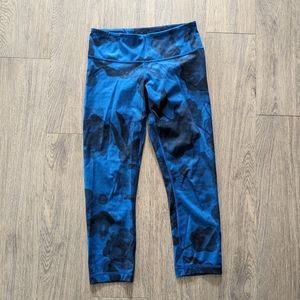 ⭐3 for 20⭐ Lululemon crop leggings